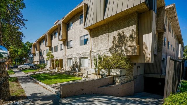 377 W California Avenue 27, Glendale, CA 91203