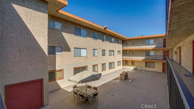 377 W California Avenue 27, Glendale, CA 91203