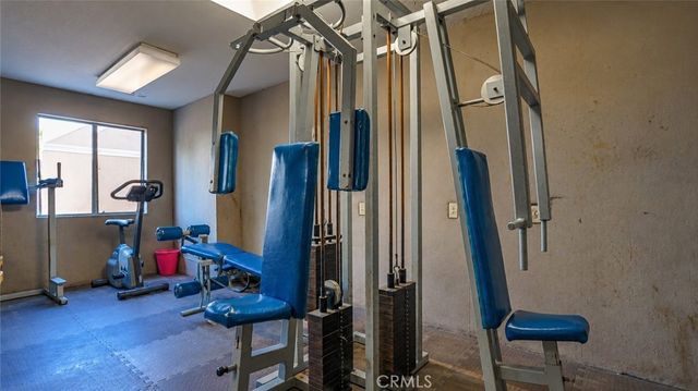 377 W California Avenue 27, Glendale, CA 91203