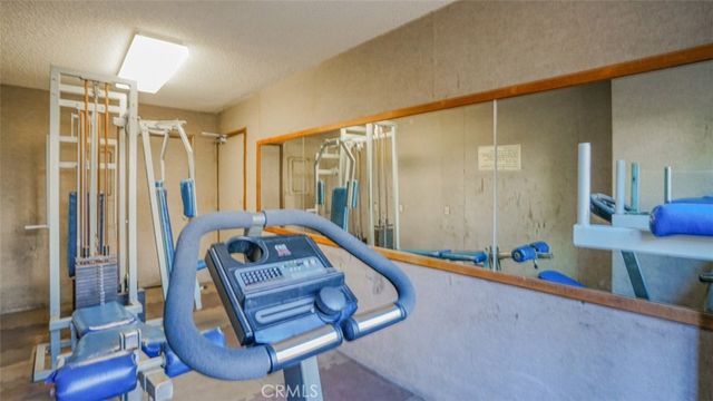 377 W California Avenue 27, Glendale, CA 91203