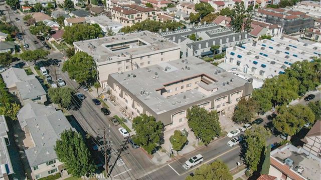 377 W California Avenue 27, Glendale, CA 91203