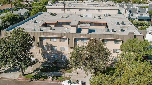 377 W California Avenue 27, Glendale, CA 91203