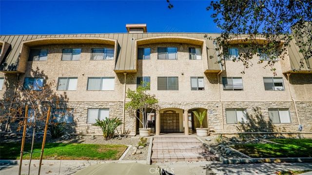 377 W California Avenue 27, Glendale, CA 91203