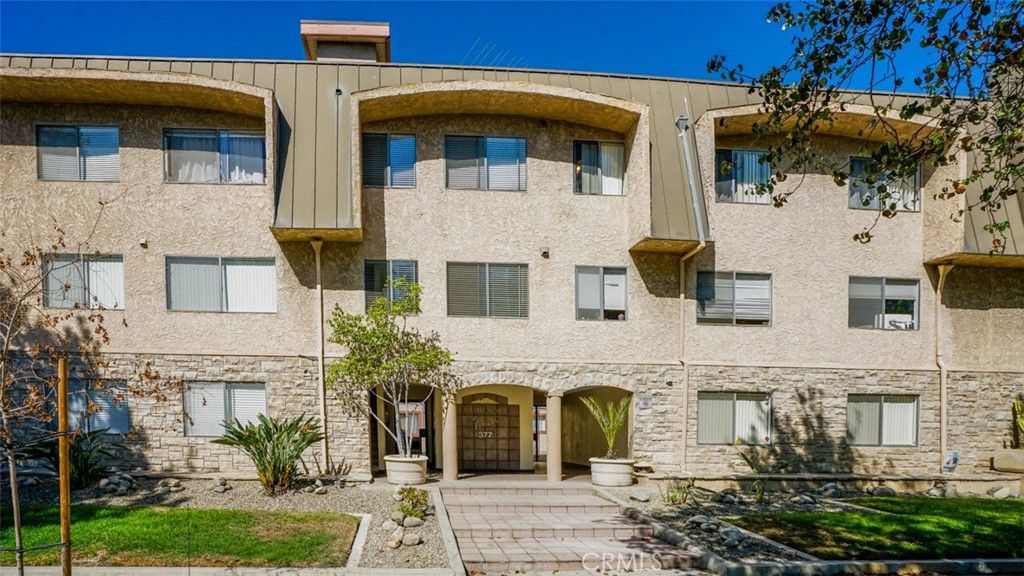 377 W California Avenue 27, Glendale, CA 91203 — exterior