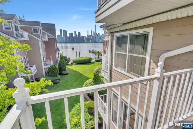451 Albany Court, West New York, NJ 07093