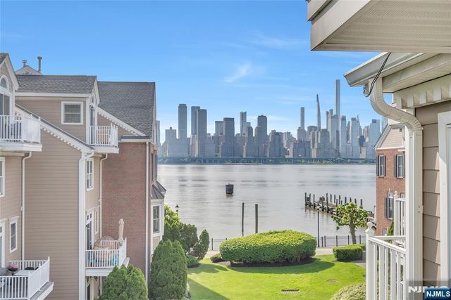 451 Albany Court, West New York, NJ 07093