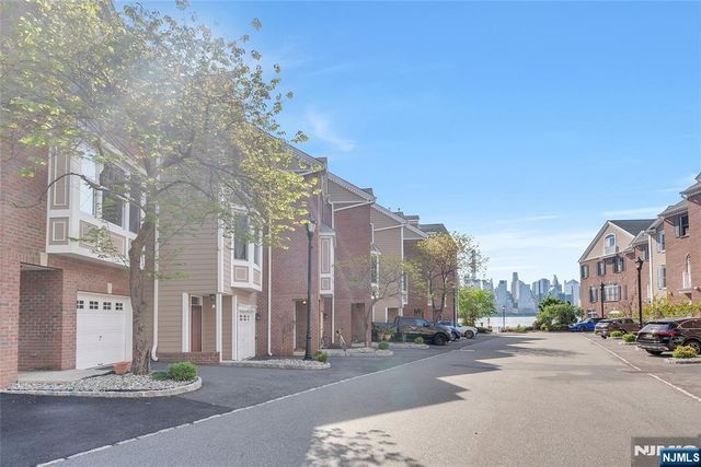 451 Albany Court, West New York, NJ 07093