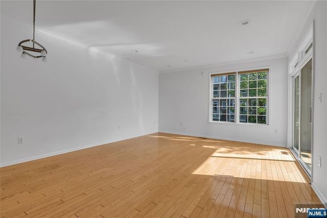 451 Albany Court, West New York, NJ 07093