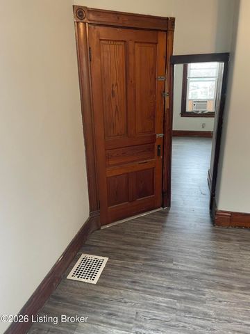 960 Ellison Ave 4, Louisville, KY 40204
