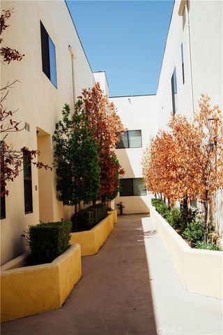 920 Central 111, Riverside, CA 92507