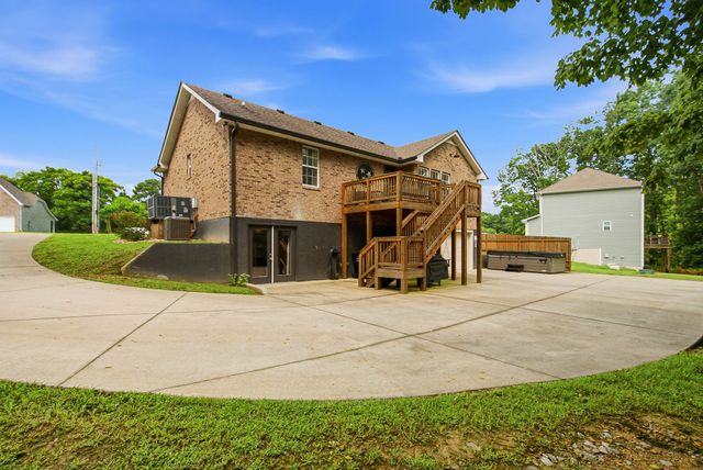 1193 Prestons Way, Goodlettsville, TN 37072