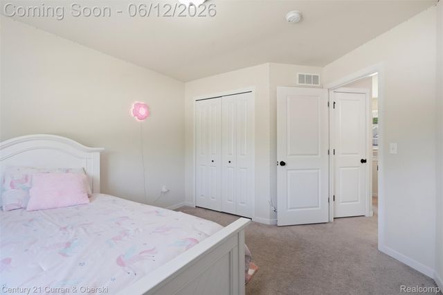 8760 Oak Ridge Trail, Westland, MI 48185