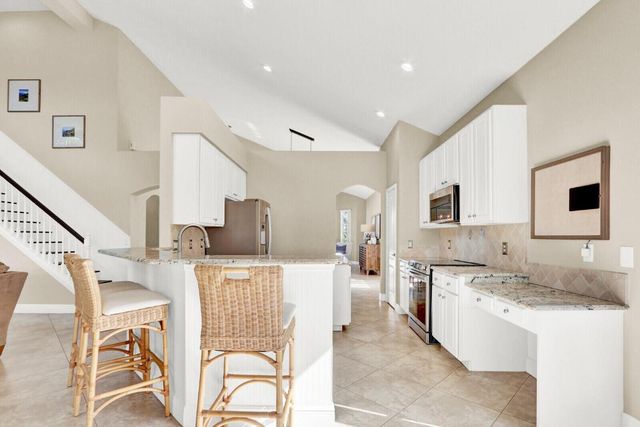 620 SW Barbuda Bay, Port St. Lucie, Port St Lucie, FL 34986