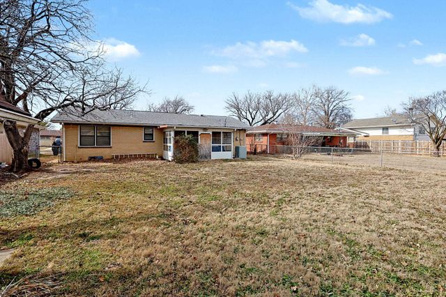 3366 S Oak St., Wichita, KS 67217