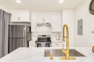 94-1092 Paawalu Street S5, Waipahu, HI 96797