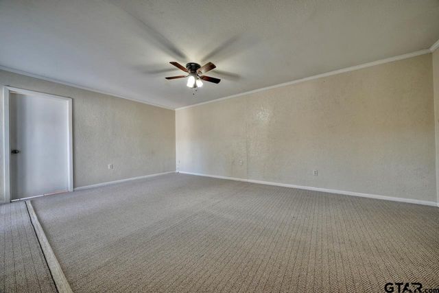 1108 Brad Cir, Lindale, TX 75771