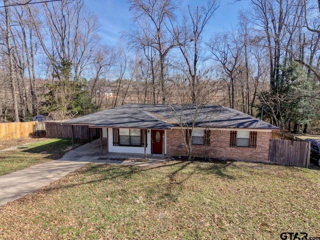 1108 Brad Cir, Lindale, TX 75771