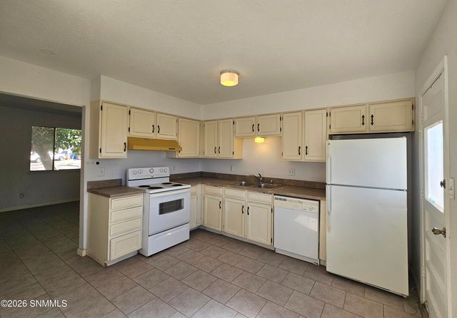 1974 Mahogany Drive, Las Cruces, NM 88001