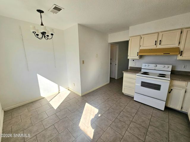 1974 Mahogany Drive, Las Cruces, NM 88001