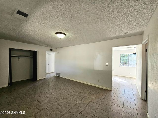 1974 Mahogany Drive, Las Cruces, NM 88001