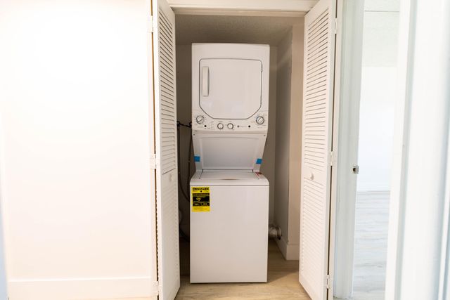 4007 N Cypress Drive 103, Pompano Beach, FL 33069