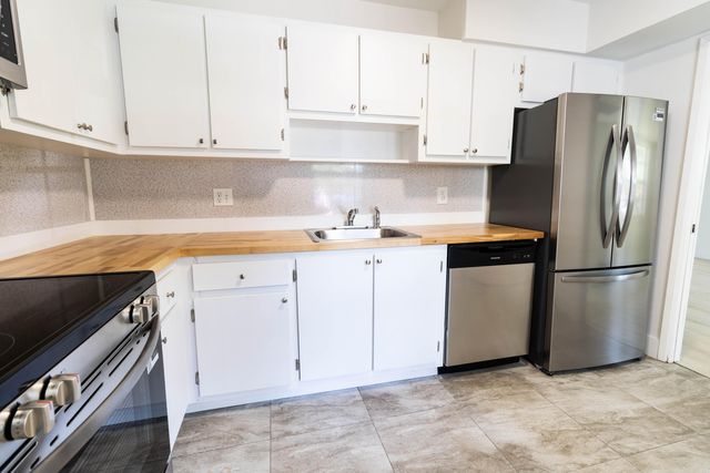 4007 N Cypress Drive 103, Pompano Beach, FL 33069