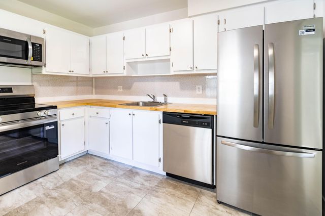 4007 N Cypress Drive 103, Pompano Beach, FL 33069