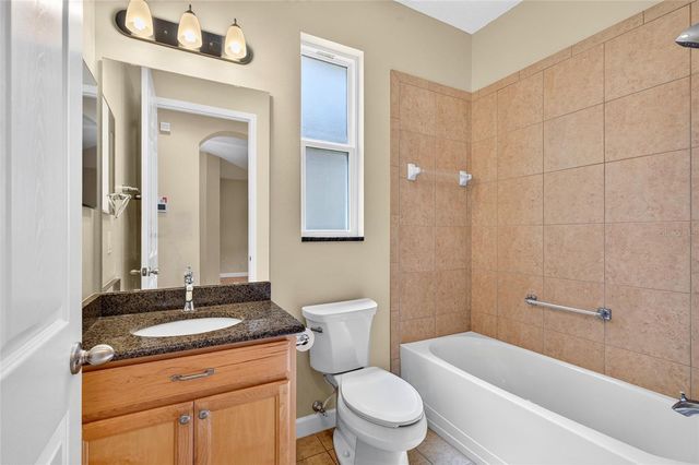 8301 BRIDGEPORT BAY CIRCLE, Mount Dora, FL 32757
