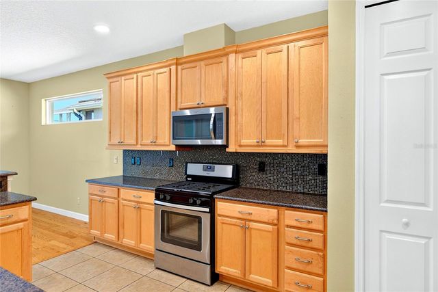 8301 BRIDGEPORT BAY CIRCLE, Mount Dora, FL 32757