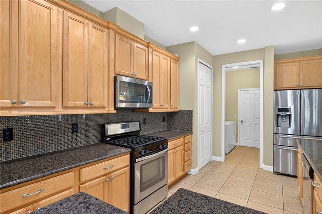 8301 BRIDGEPORT BAY CIRCLE, Mount Dora, FL 32757