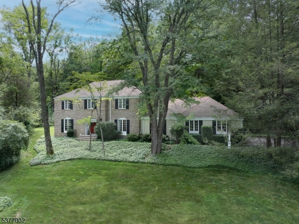 16 Glen Gary Dr, Mendham Twp., NJ 07945