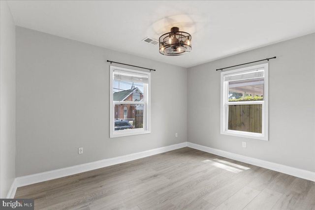 5031 EMO ST, Capitol Heights, MD 20743