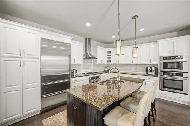 1997 General Warfield Way, Lexington, KY 40505