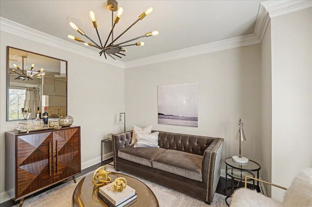 1997 General Warfield Way, Lexington, KY 40505