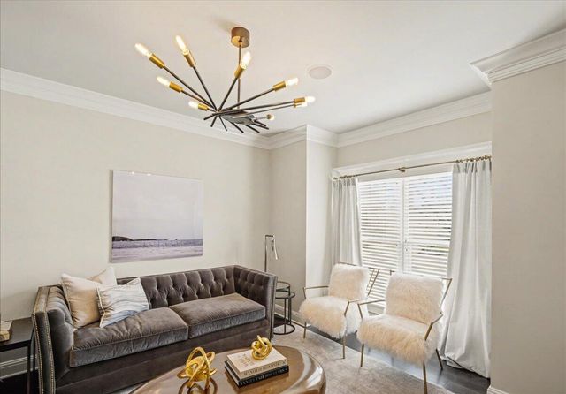 1997 General Warfield Way, Lexington, KY 40505