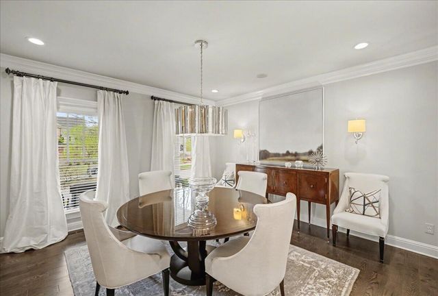 1997 General Warfield Way, Lexington, KY 40505