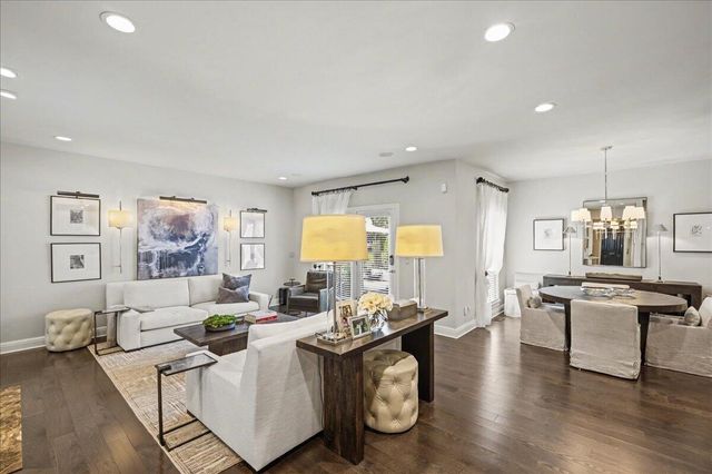 1997 General Warfield Way, Lexington, KY 40505