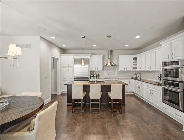 1997 General Warfield Way, Lexington, KY 40505