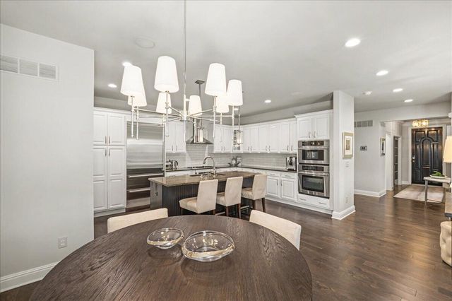 1997 General Warfield Way, Lexington, KY 40505