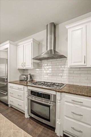 1997 General Warfield Way, Lexington, KY 40505