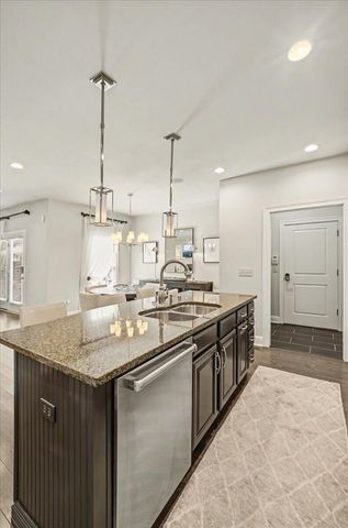 1997 General Warfield Way, Lexington, KY 40505