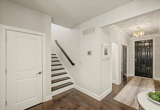 1997 General Warfield Way, Lexington, KY 40505