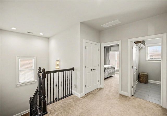 1997 General Warfield Way, Lexington, KY 40505