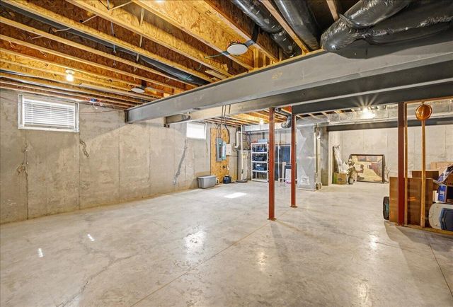 1997 General Warfield Way, Lexington, KY 40505