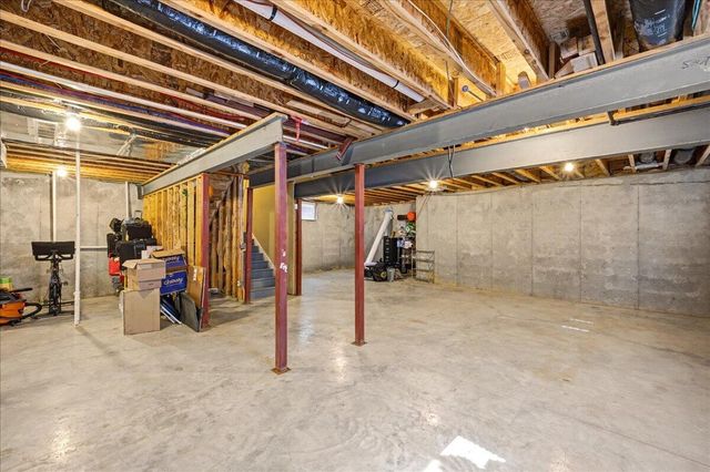 1997 General Warfield Way, Lexington, KY 40505