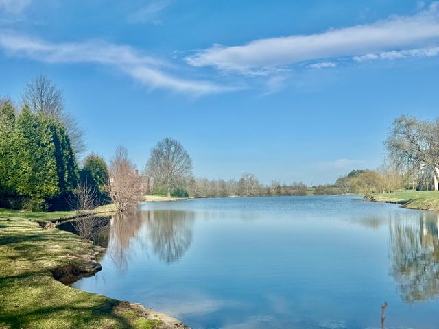 1997 General Warfield Way, Lexington, KY 40505