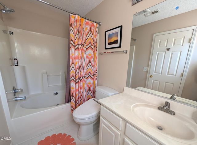 1112 Sandstone Court, Mebane, NC 27302