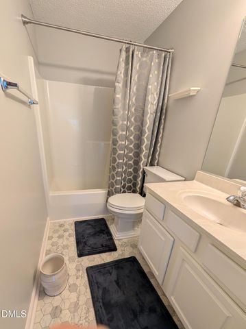 1112 Sandstone Court, Mebane, NC 27302