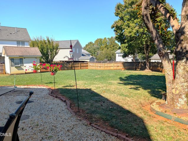 1112 Sandstone Court, Mebane, NC 27302
