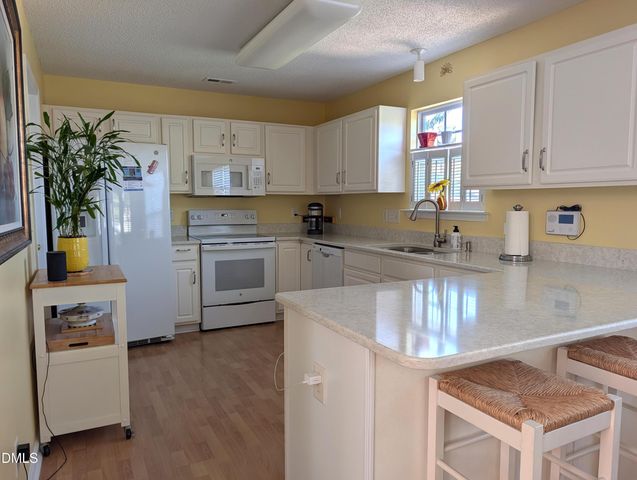 1112 Sandstone Court, Mebane, NC 27302